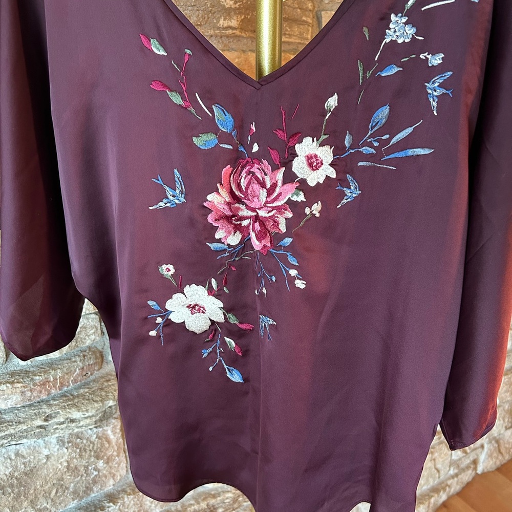 Embroidered Floral V-Neck Top - burgundy